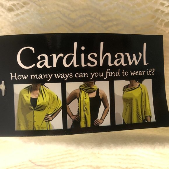 Cream/White "Cardishawl" with button-up front - Picture 7 of 7